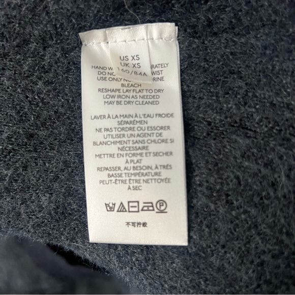 Free People Sweater Weather oversized v-neck sweater Size XS - Picture 5 of 6